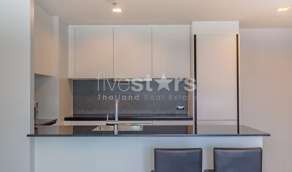 2-bedroom spacious condo for sale in Nana area, photo 9