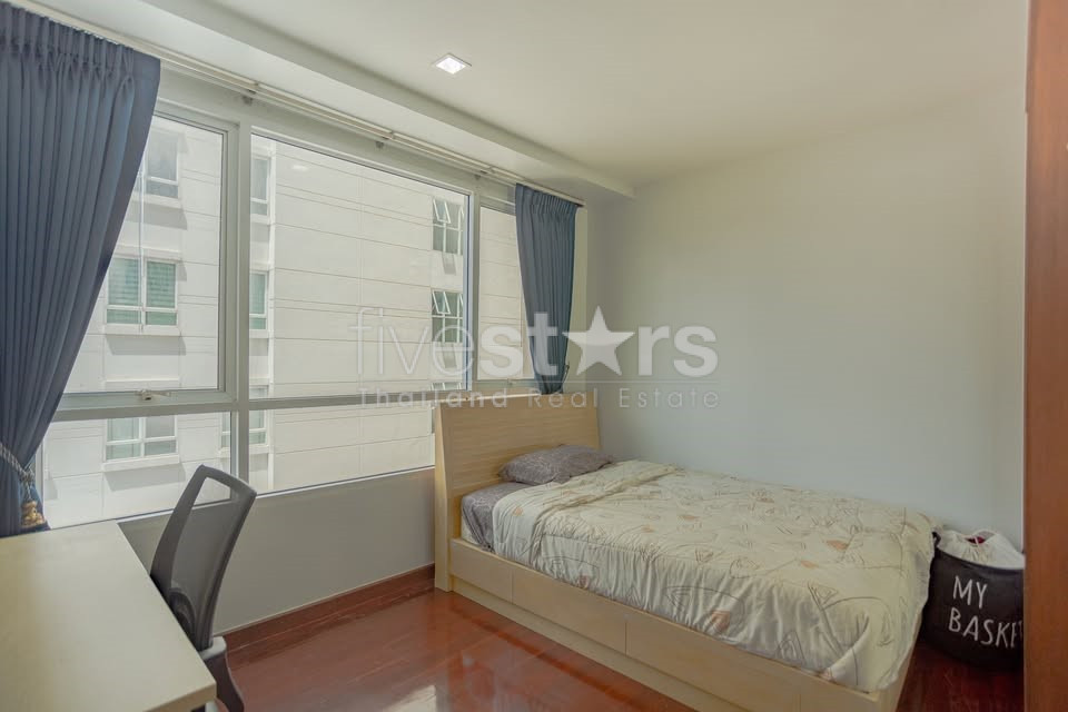 2-bedroom spacious condo for sale in Nana area, photo 10