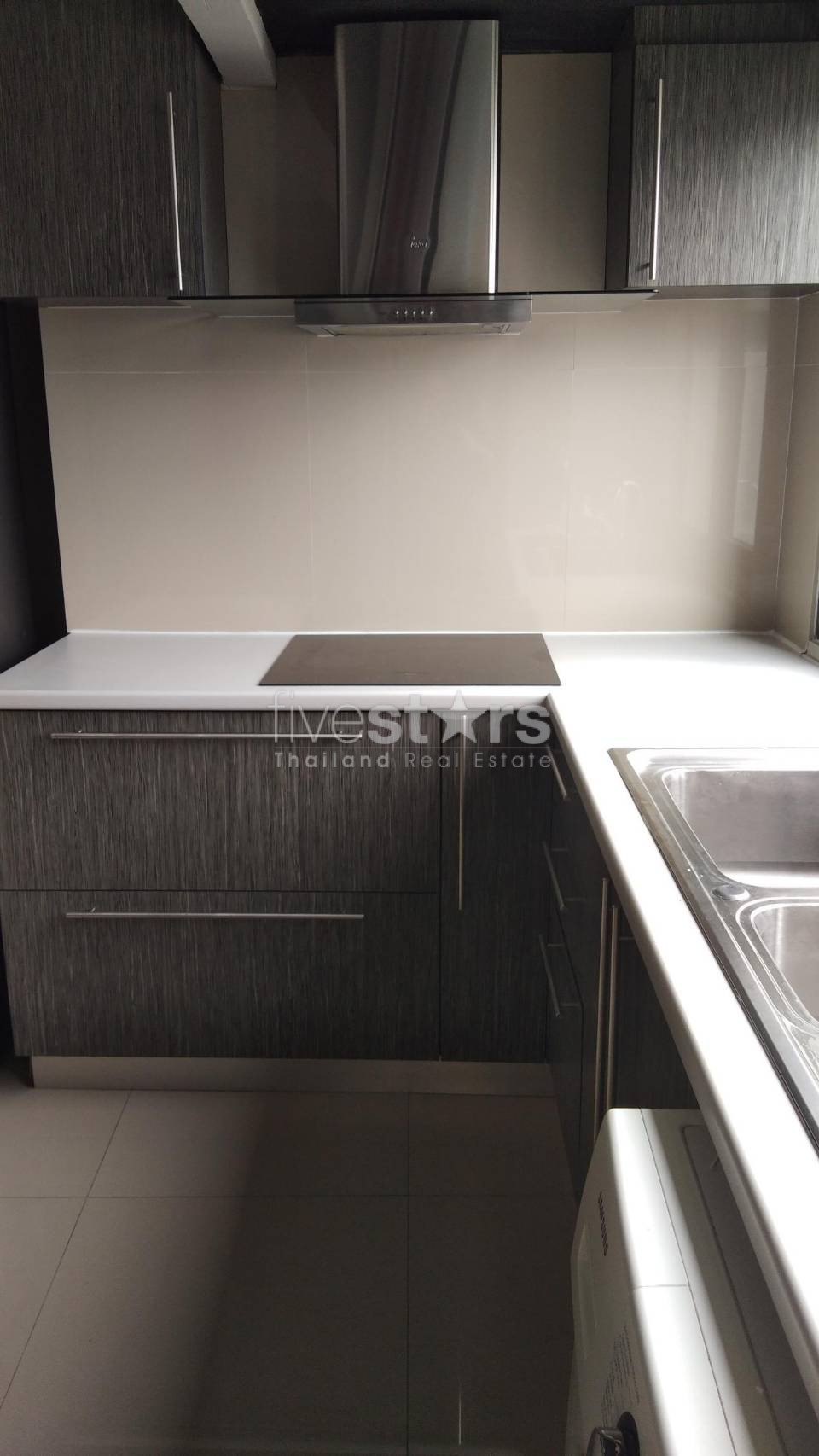 Condo de 2 chambres à vendre situé sur la route de Nana à Petchaburi, photo 10