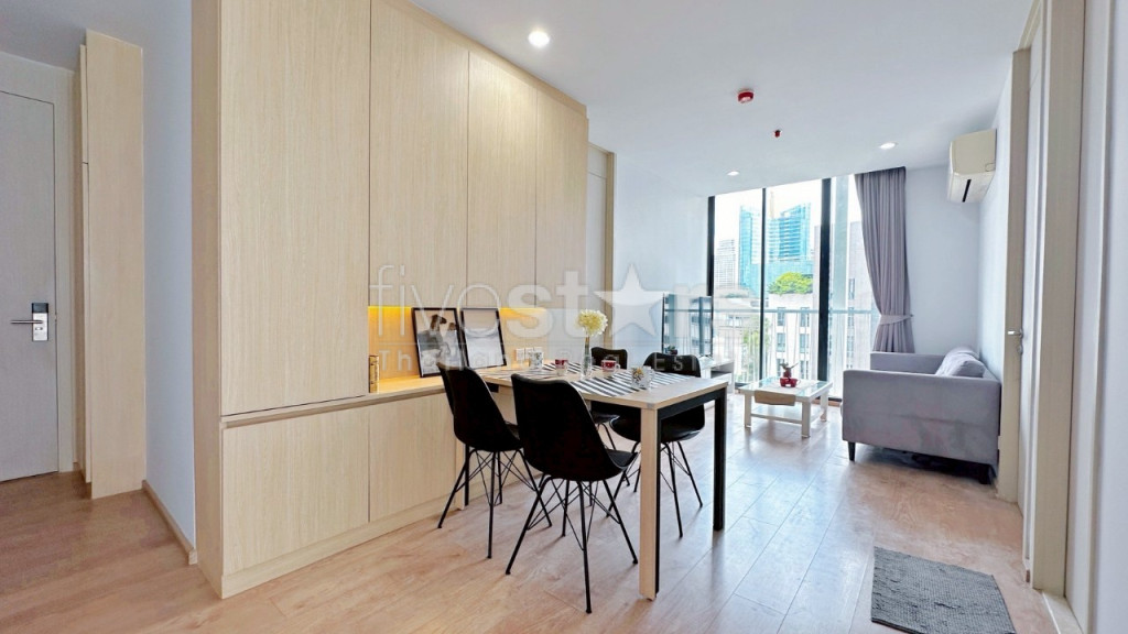 Appartement de 2 chambres à louer sur Nana à Asoke