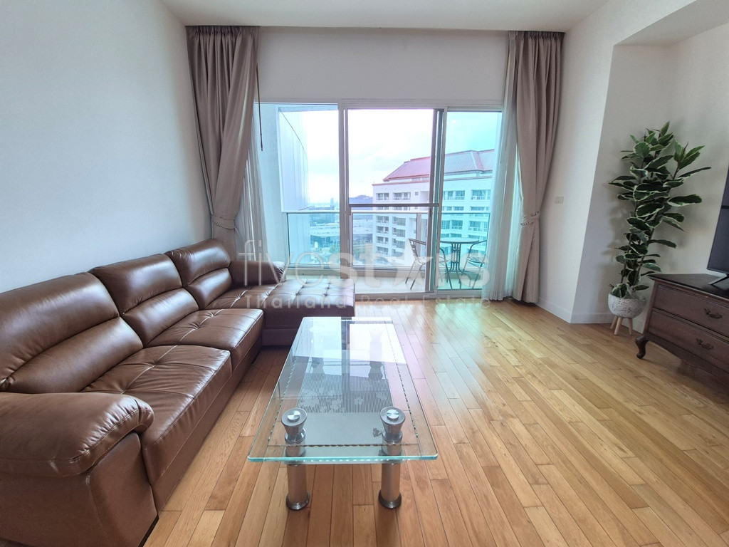 Appartement de 3 chambres à louer proche du BTS Asoke et du parc Benchakitti, photo 6