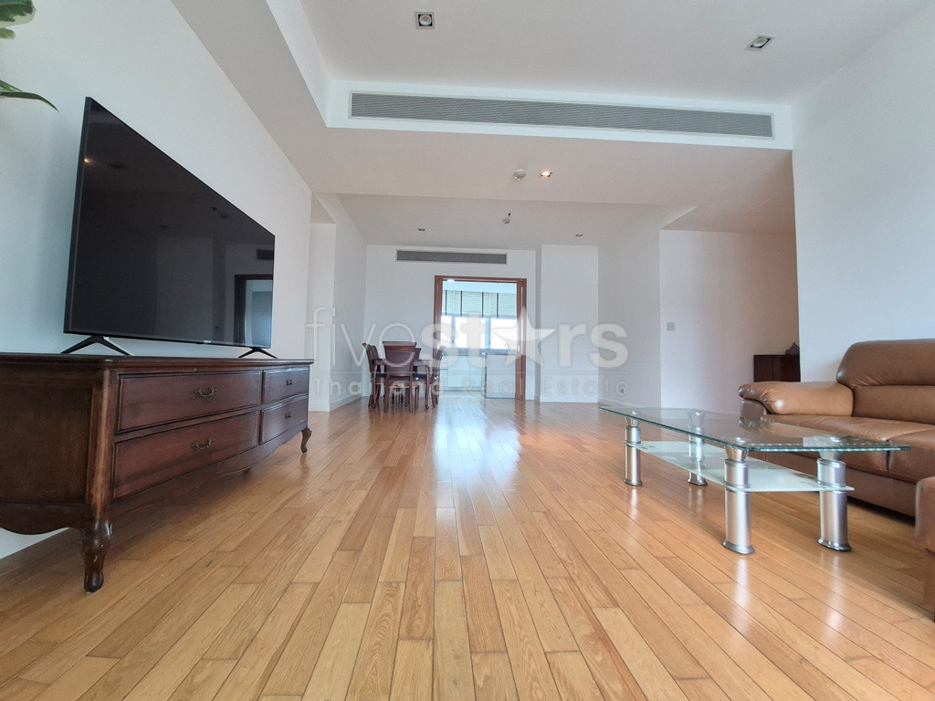 Appartement de 3 chambres à louer proche du BTS Asoke et du parc Benchakitti, photo 5