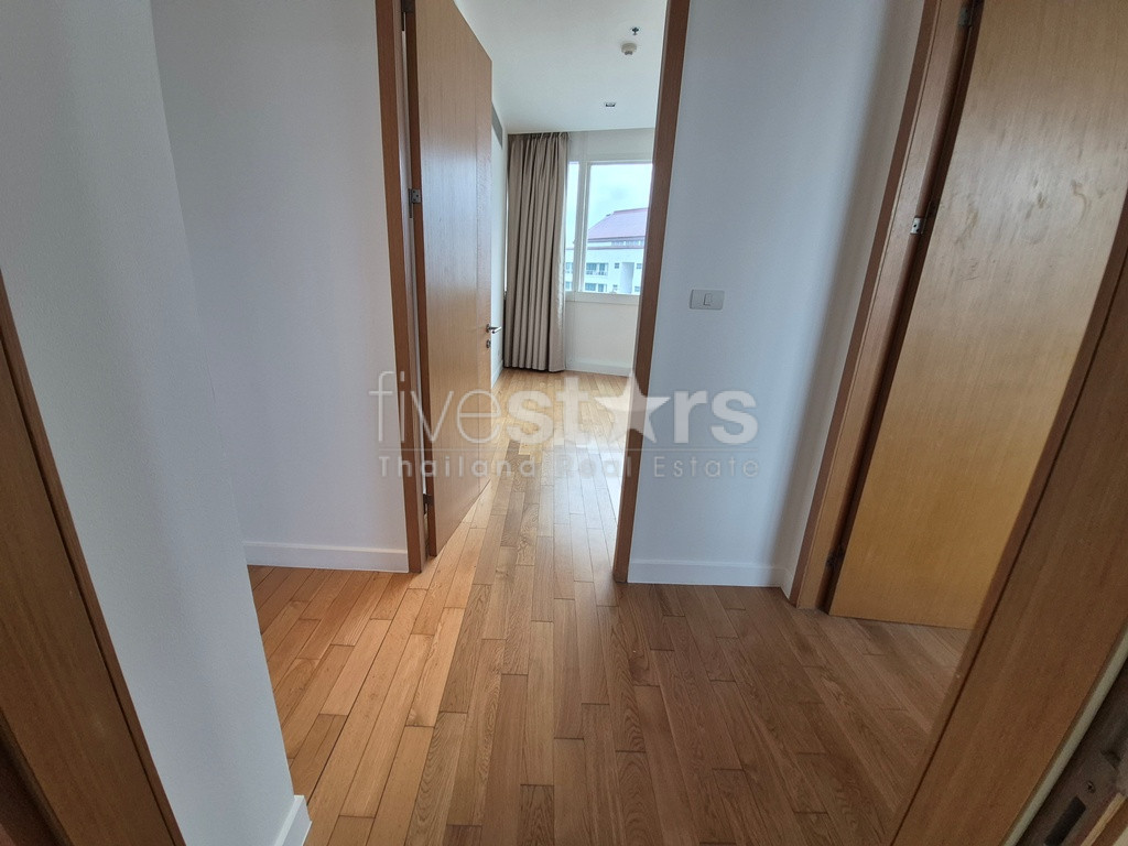 Appartement de 3 chambres à louer proche du BTS Asoke et du parc Benchakitti, photo 18