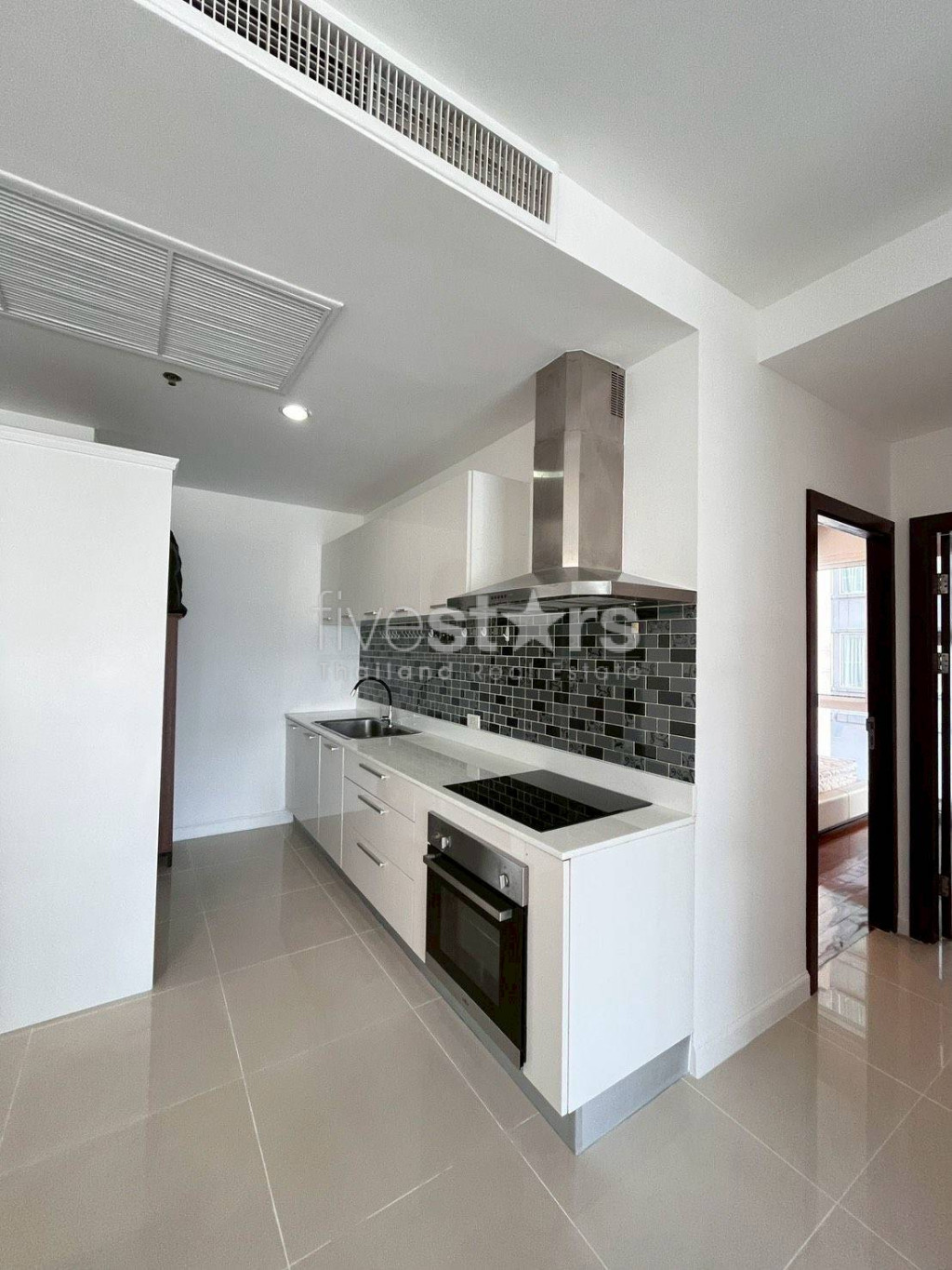 1 bedroom condo near Nana, photo 2
