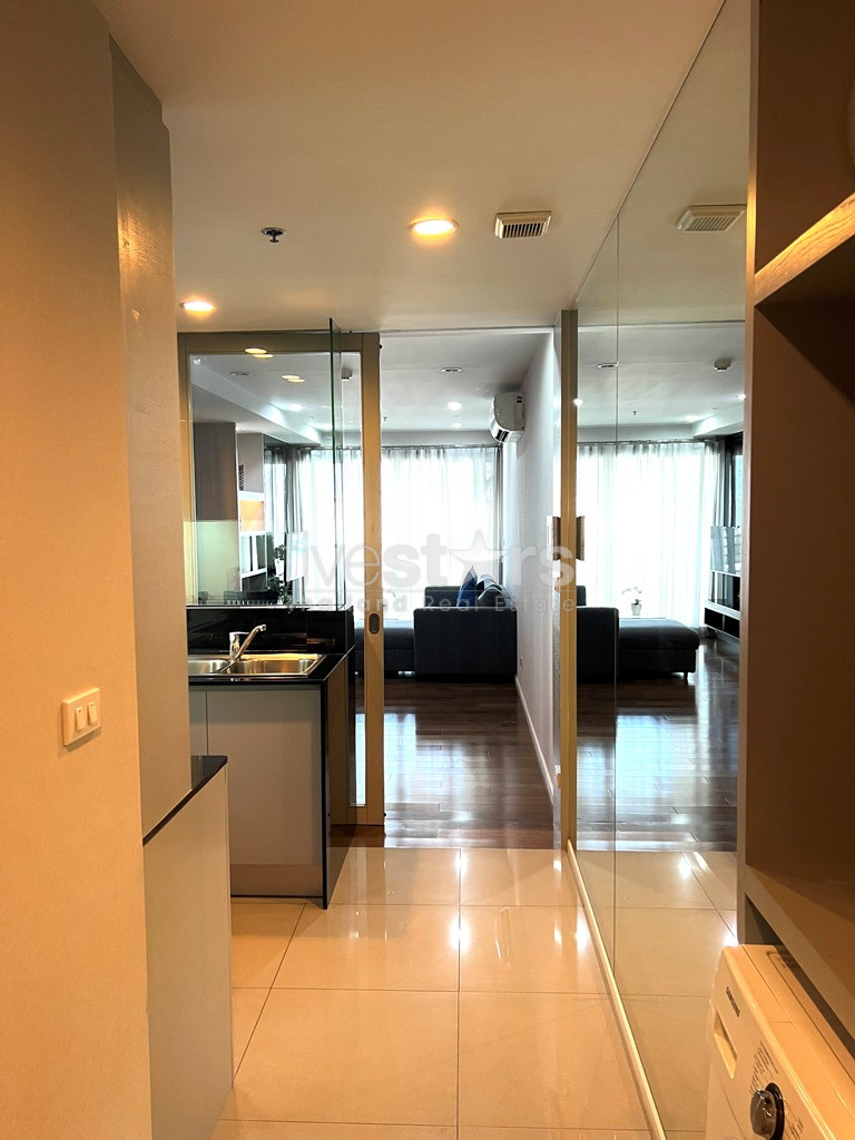 Condo 2 chambres à louer sur Nana à Asoke, photo 3