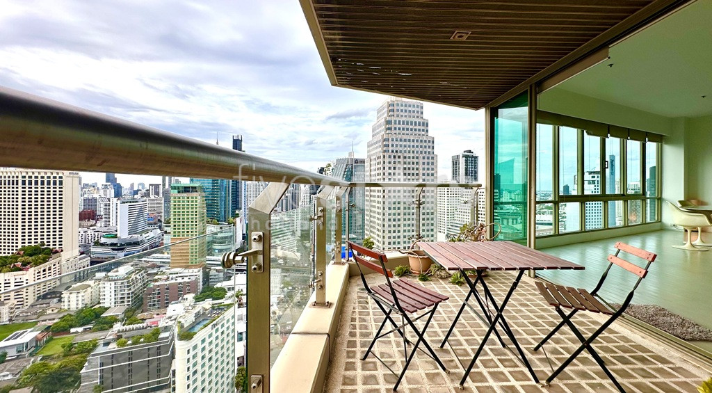 3 bedrooms condo for sale on Asoke road, photo 7