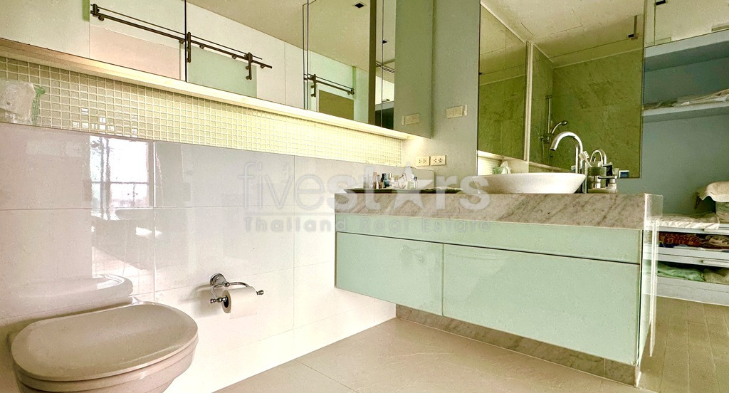 3 bedrooms condo for sale on Asoke road, photo 15