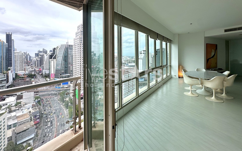 3 bedrooms condo for sale on Asoke road, photo 17