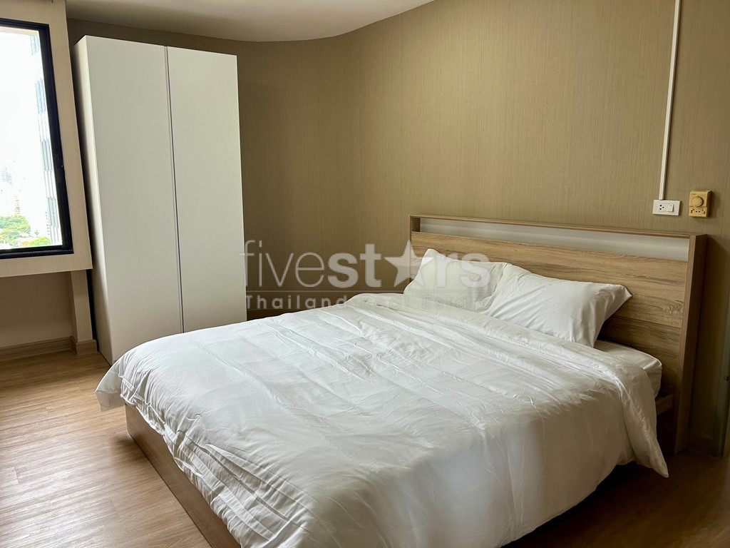 Appartement spacieux de 2 chambres à louer près du BTS Asoke, photo 7