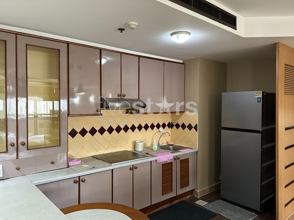 Appartement spacieux de 2 chambres à louer près du BTS Asoke, photo 3
