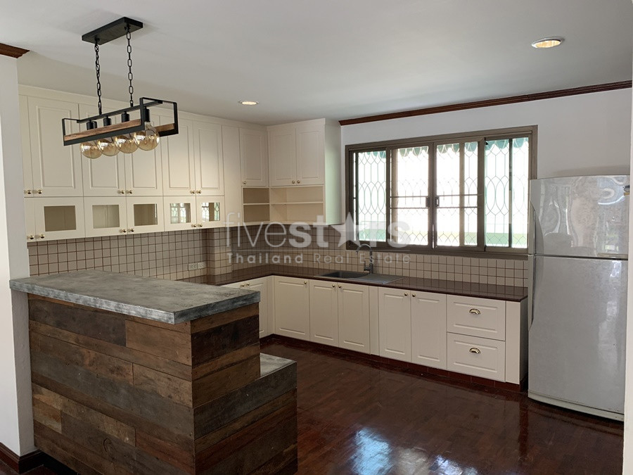 House 5 bedrooms for rent near BTS Nana and Ploenchit, photo 12