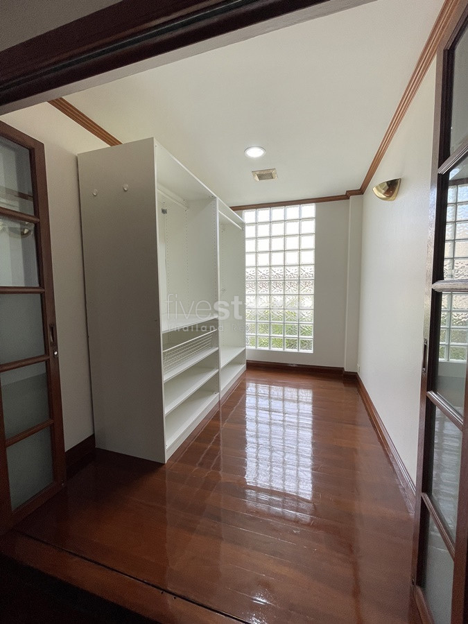 House 5 bedrooms for rent near BTS Nana and Ploenchit, photo 17