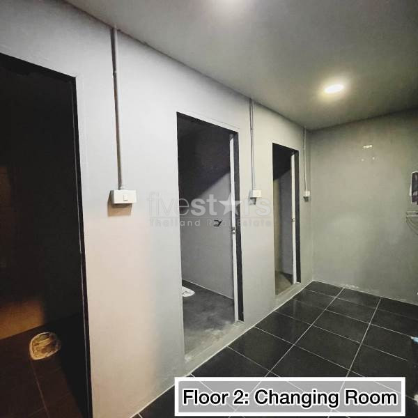 Maison de ville de 3 étages à louer près de la station Asoke BTS, photo 13