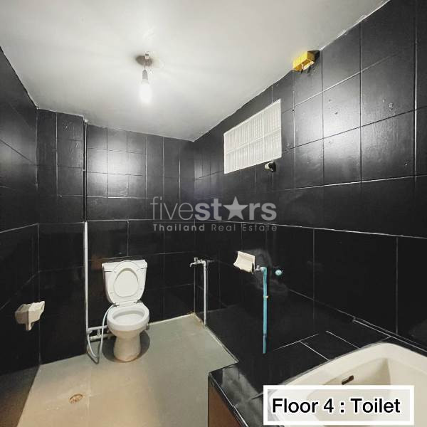 Maison de ville de 3 étages à louer près de la station Asoke BTS, photo 14