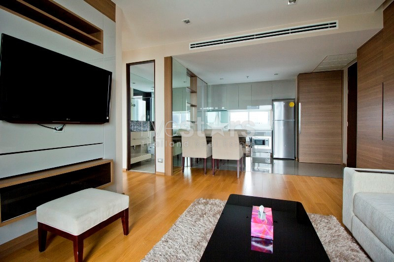 Condo moderne de 2 chambres surélevé à Asoke, photo 5