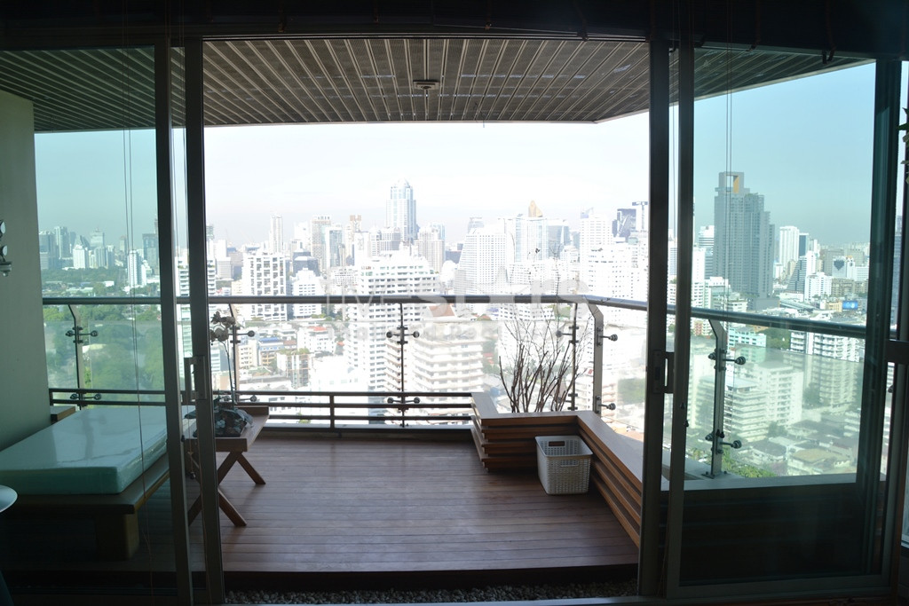 Appartement 3 chambres haut en étage proche BTS Asoke, photo 3