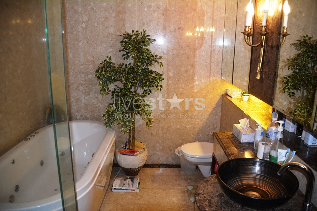 Appartement 3 chambres haut en étage proche BTS Asoke, photo 18