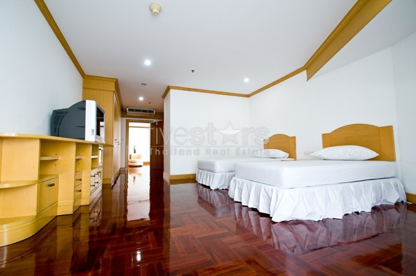 4 bedroom apartment for rent on Asoke, photo 4