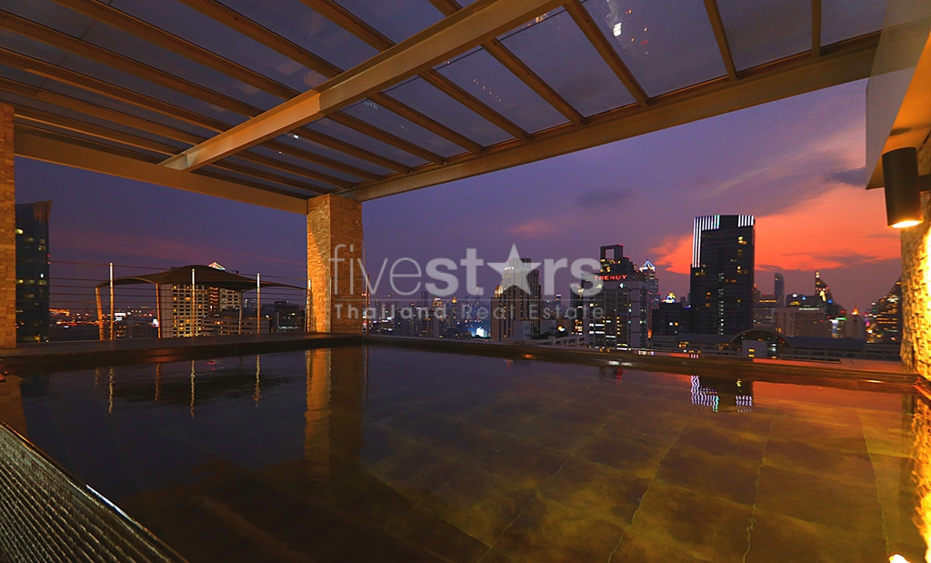 Penthouse de 4 chambres avec piscine privative proche BTS Asoke, photo 14