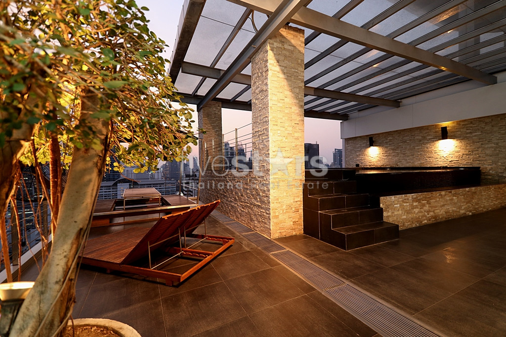 Penthouse de 4 chambres avec piscine privative proche BTS Asoke, photo 2