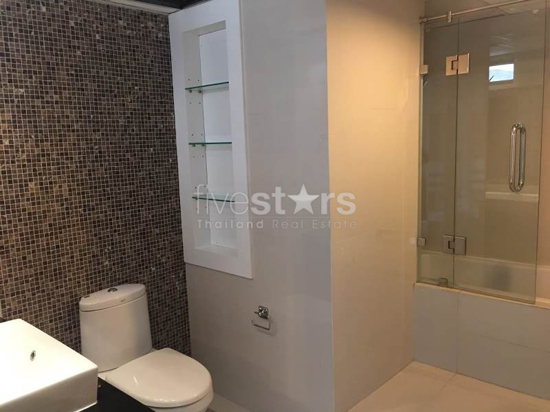 Grand appartement de 3 chambres proche du BTS Asoke, photo 13