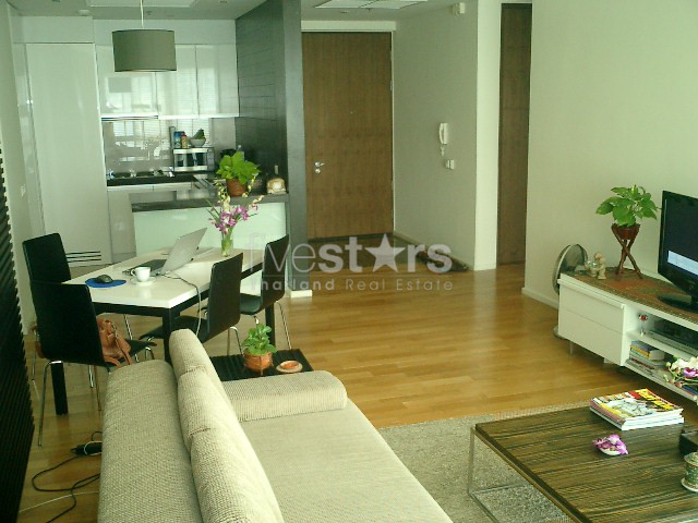 Appartement d'une chambre à louer près de la station de BTS Asoke