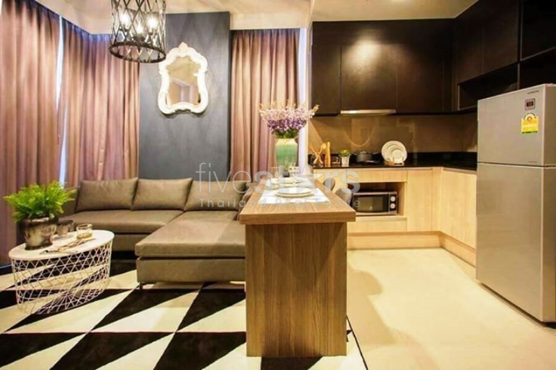 Condo 1 bedroom for rent near BTS Asoke