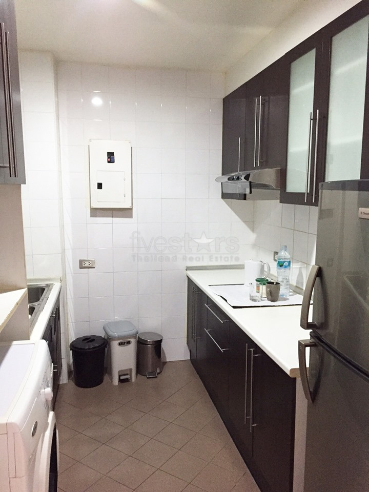 2 bedrooms condo renovated unit for rent near BTS Nana, photo 3