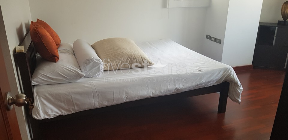 2 bedrooms condo renovated unit for rent near BTS Nana, photo 6
