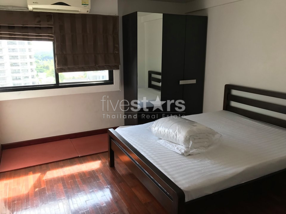 2 bedrooms condo renovated unit for rent near BTS Nana, photo 8