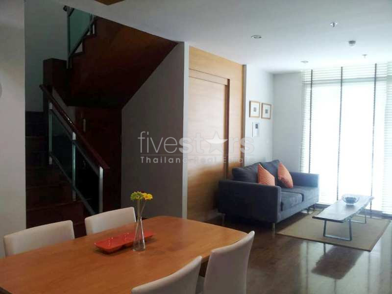 Duplex 2 chambres à louer à Asoke