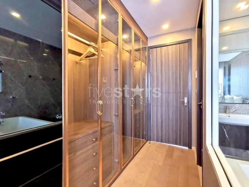 Modern 2 bedrooms condo for rent in Asoke, photo 13