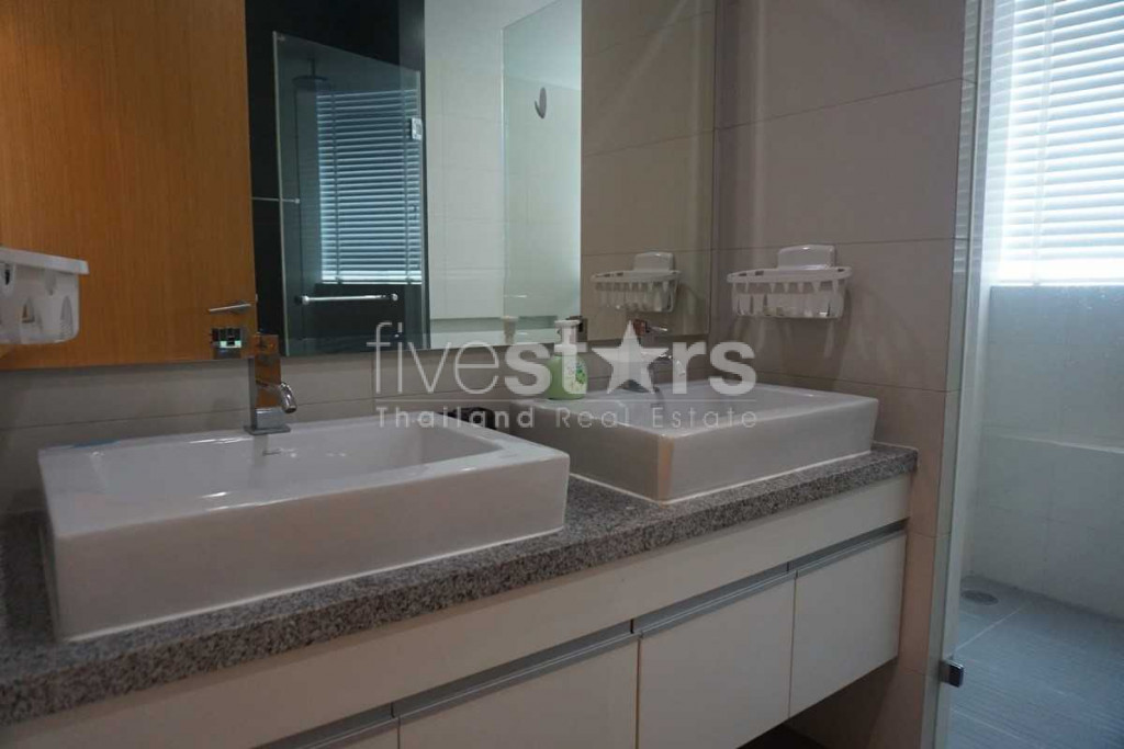 Condo 2 chambres à louer près du BTS Asoke, photo 7
