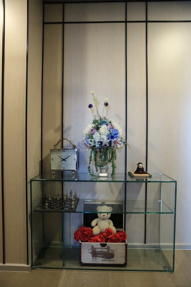 Joli condo décoré de 3 chambres à louer près de BTS Asoke, photo 7