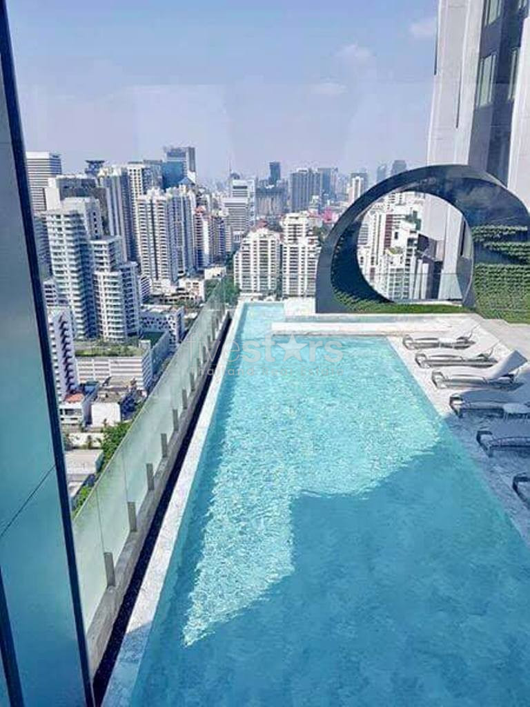 Corner unit 1 bedroom condo for sale near BTS Asoke, photo 14
