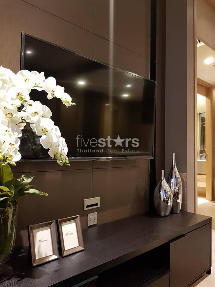 Brand new 2 bedrooms condo for rent near BTS Asoke, photo 6