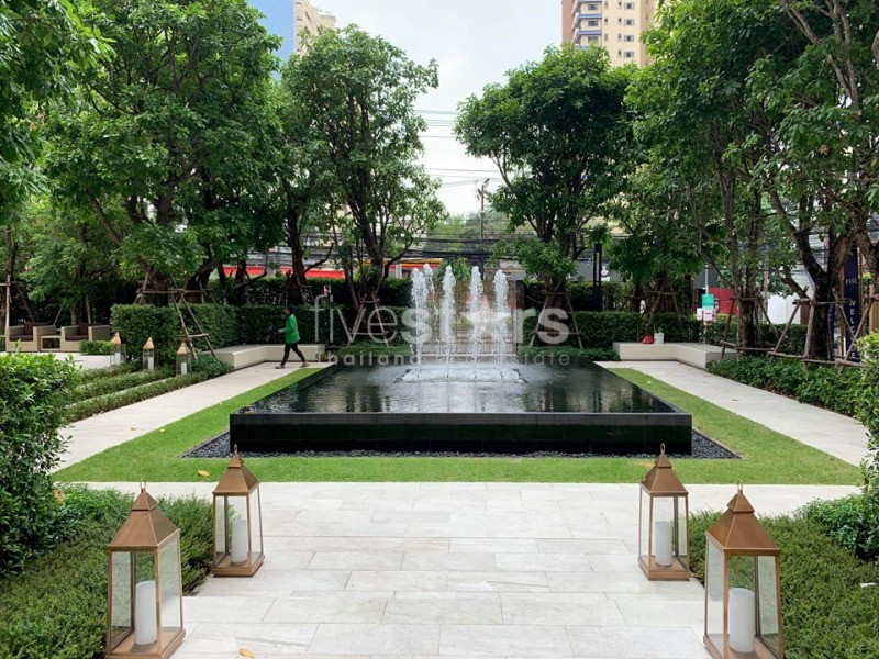 Brand new 2 bedrooms condo for rent near BTS Asoke, photo 14