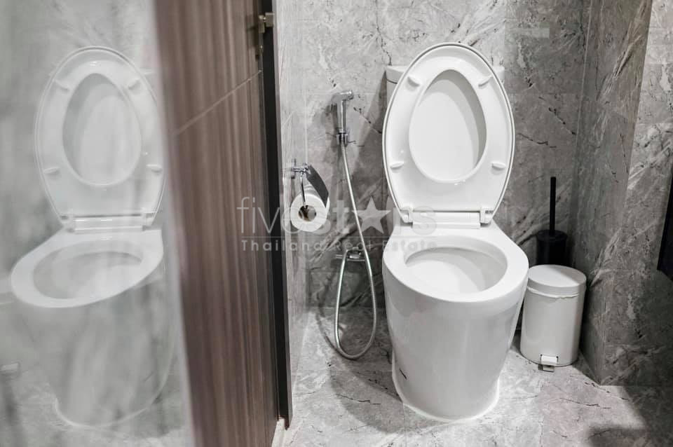 Luxury 1 bedroom condo for rent close BTS Asoke, photo 13