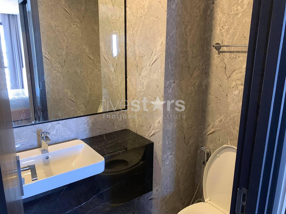 1 bedroom condo for rent close to BTS Asoke, photo 8