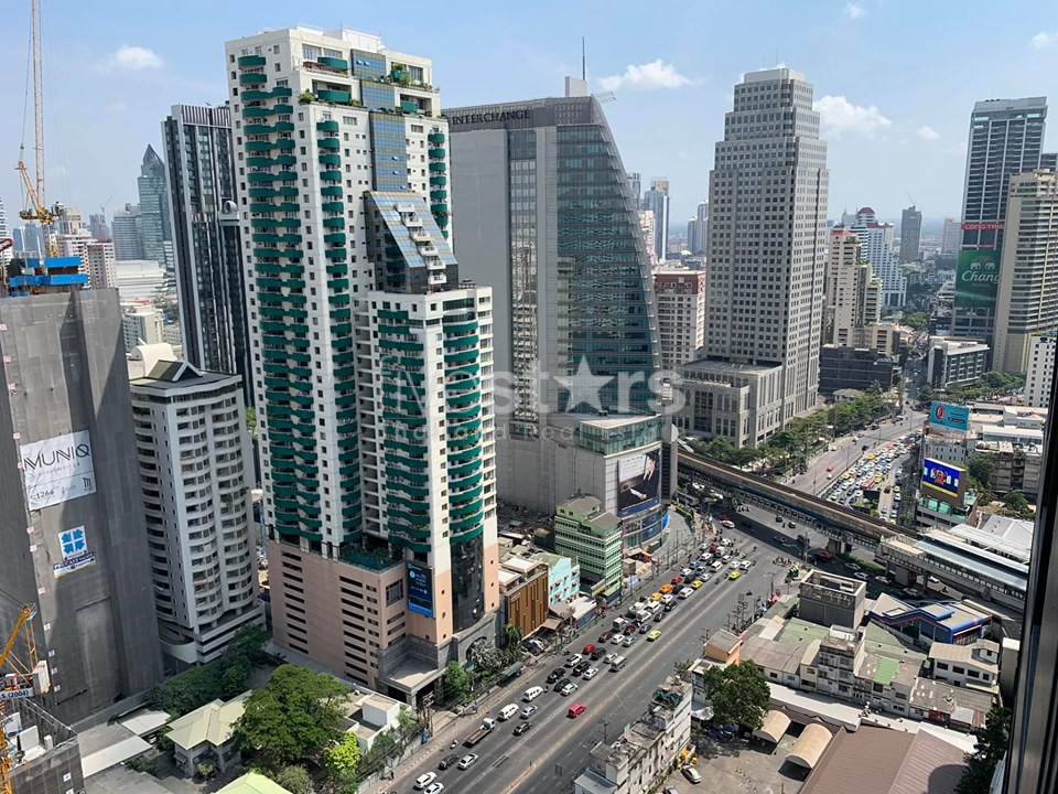 1 bedroom condo for rent close to BTS Asoke, photo 9