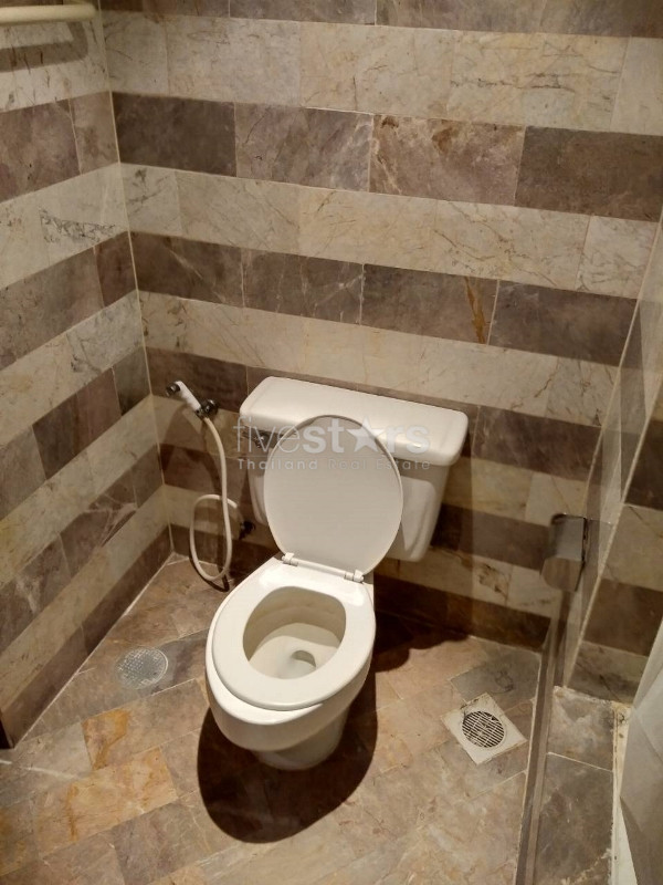 Studio Condo for sale in Nana, photo 5