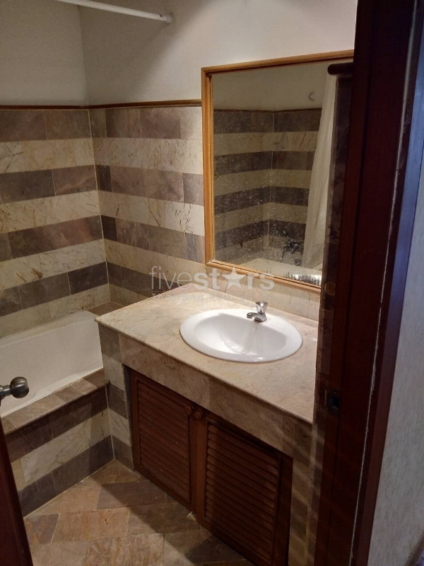 Studio Condo for sale in Nana, photo 6