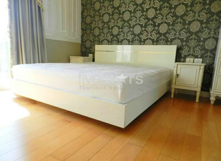 3 bedrooms condo for rent near BTS Asoke, photo 4