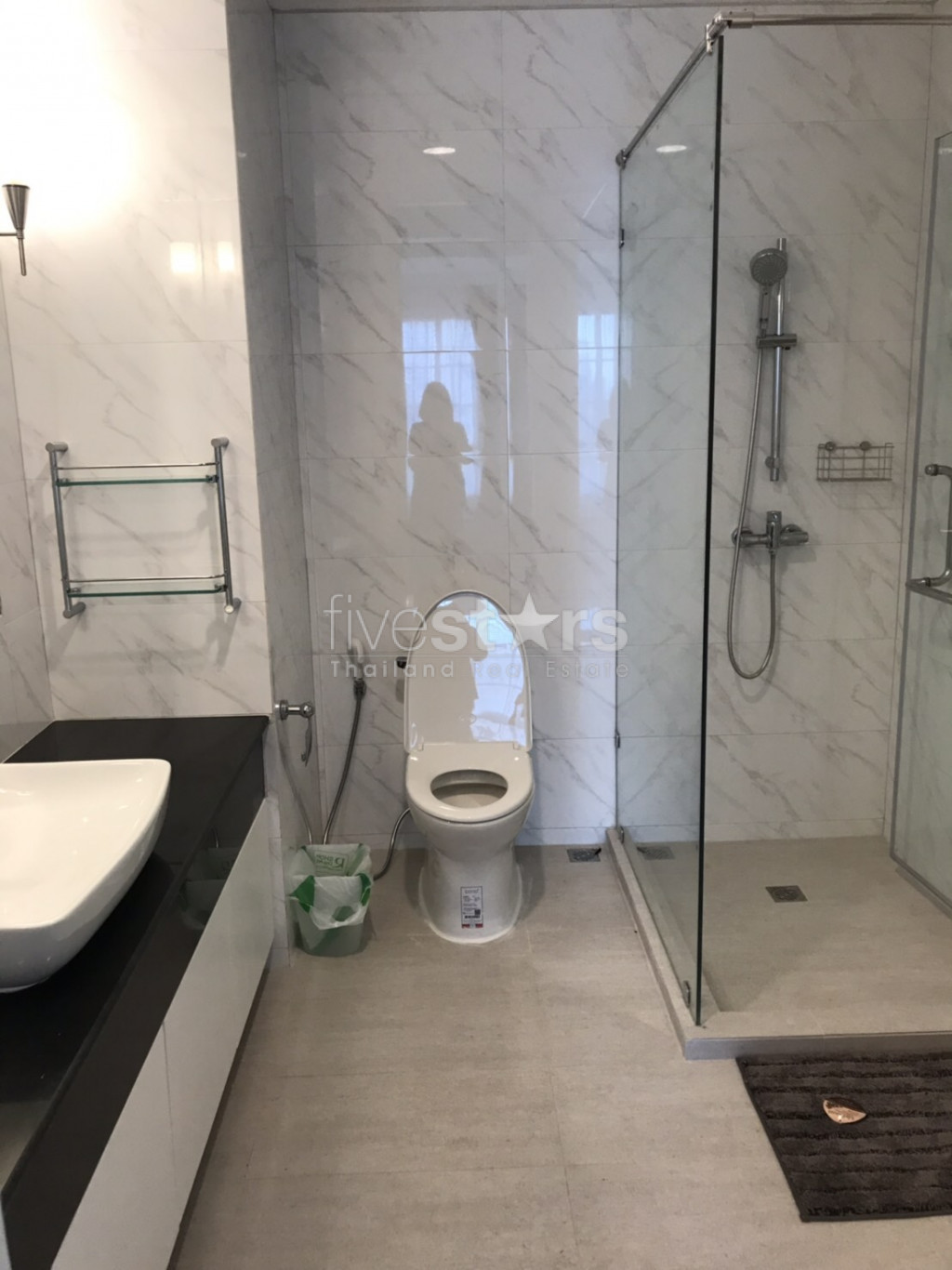Newly renovated 2 bedrooms condo for rent near BTS Asoke, photo 9