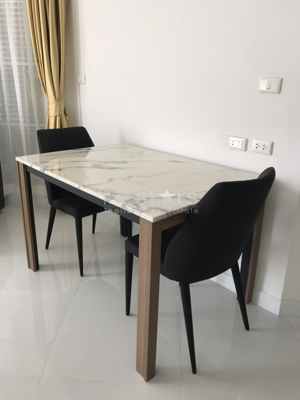 Newly renovated 2 bedrooms condo for rent near BTS Asoke, photo 3