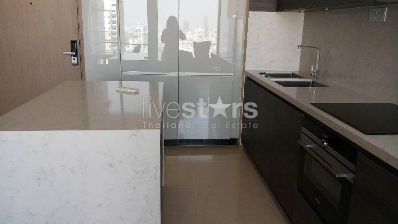 2 bedrooms condo for rent close to BTS Asoke, photo 7