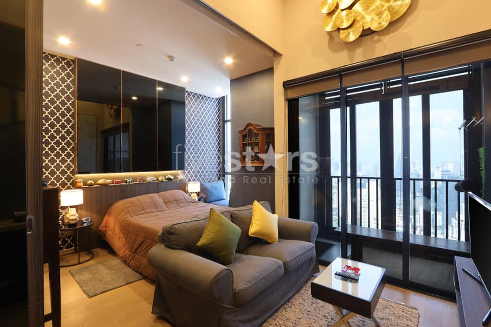 High floor unit 1 bedroom condo for rent close to BTS Asoke, photo 2