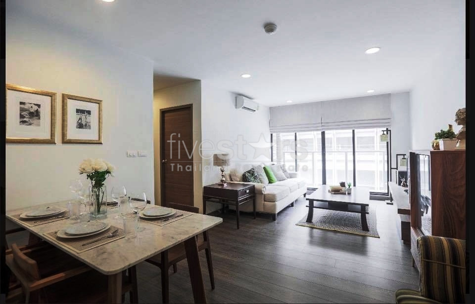 Condo 2 bedrooms for rent 350M from BTS Asoke