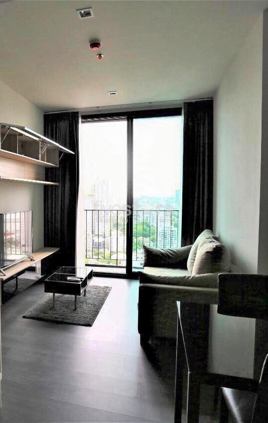 1  bedroom condo for rent near BTS Asoke, photo 3