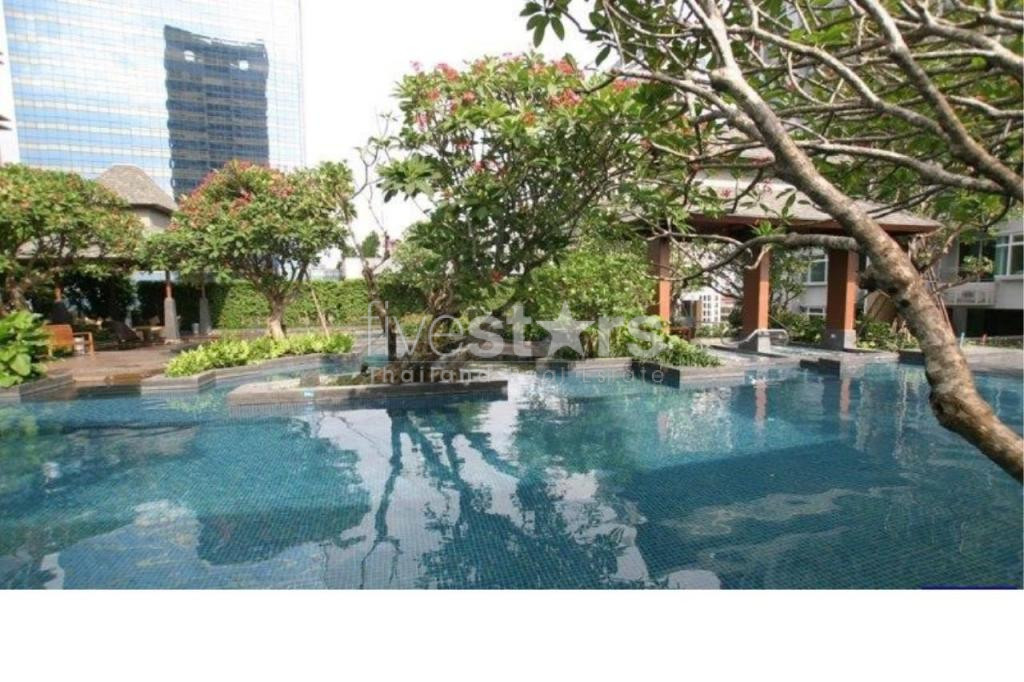 3 bedrooms condo for rent on Petchaburi road near BTS Nana, photo 6